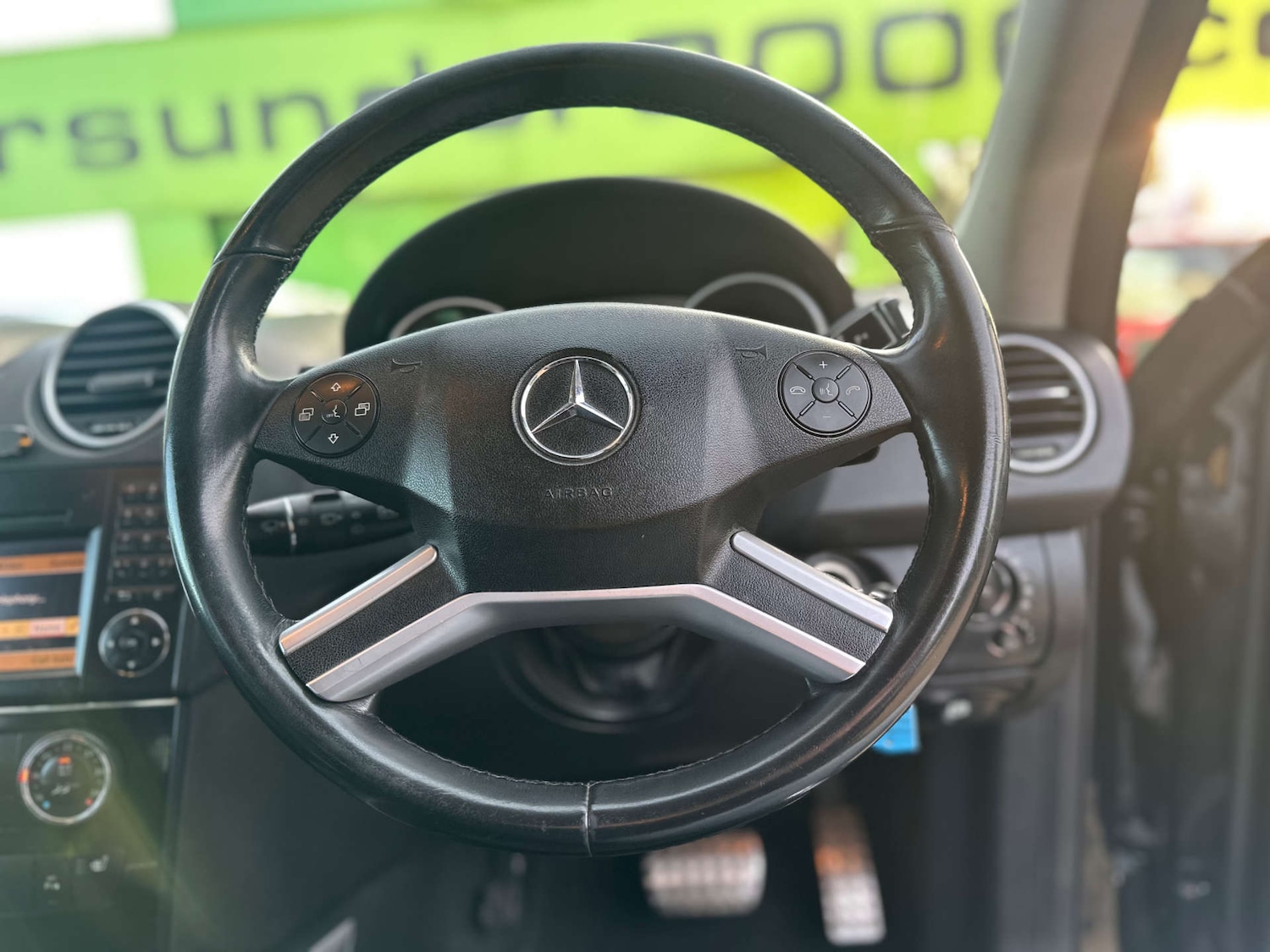 Used Mercedes-Benz M Class 2010 for sale - 76940176: Photo 30