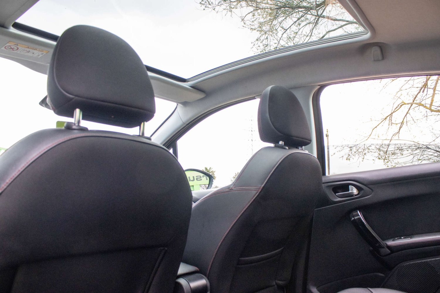 Used Peugeot 208 2016 for sale - 78111273: Photo 12