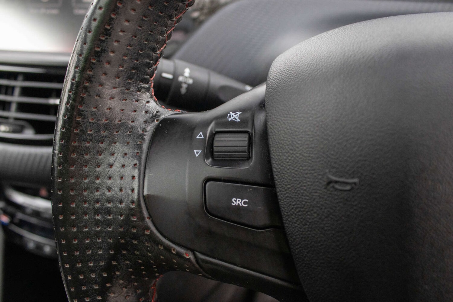 Used Peugeot 208 2016 for sale - 78111273: Photo 19