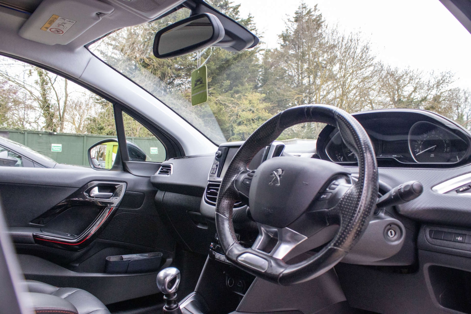 Used Peugeot 208 2016 for sale - 78111273: Photo 7