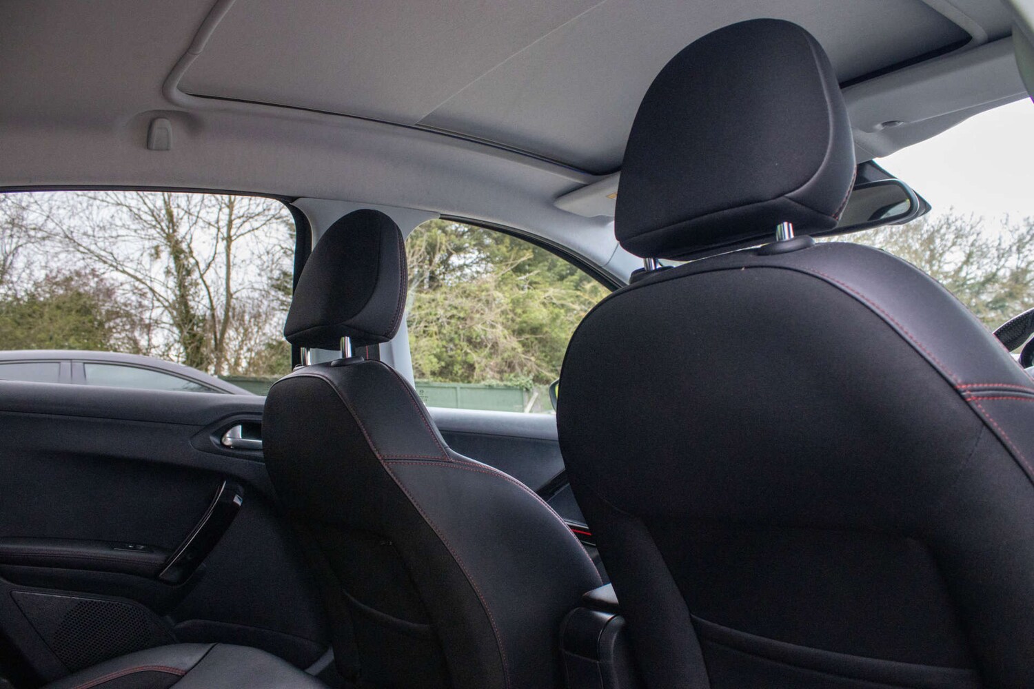 Used Peugeot 208 2016 for sale - 78111273: Photo 9