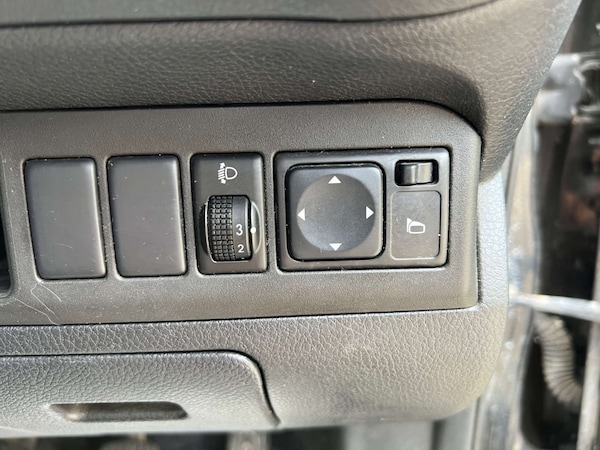 Used Nissan Note 2010 for sale - 76114463: Photo 24