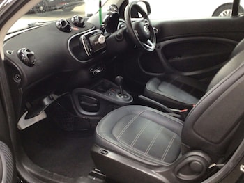 Used smart fortwo 2019 for sale - 78769477: Photo