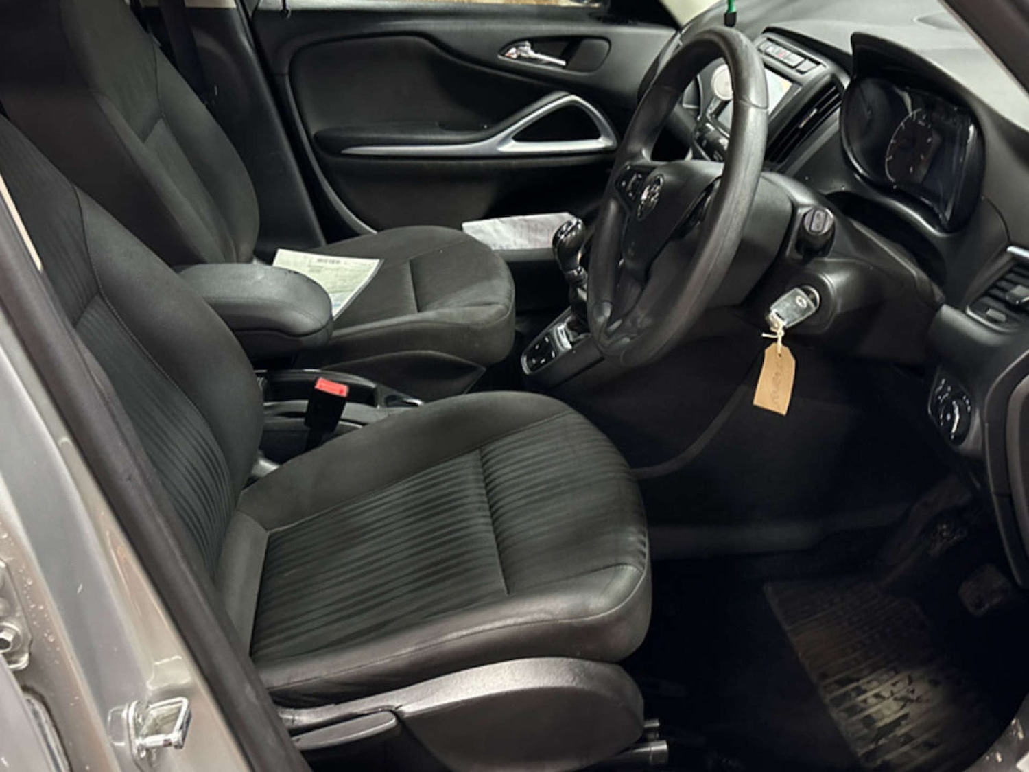 Used Vauxhall Zafira Tourer 2017 for sale - 77531825: Photo 3