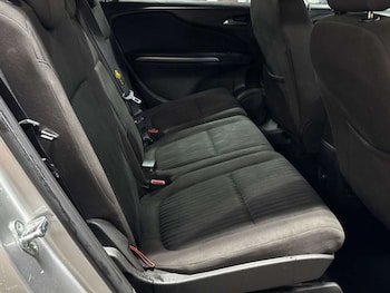 Used Vauxhall Zafira Tourer 2017 for sale - 77531825: Photo