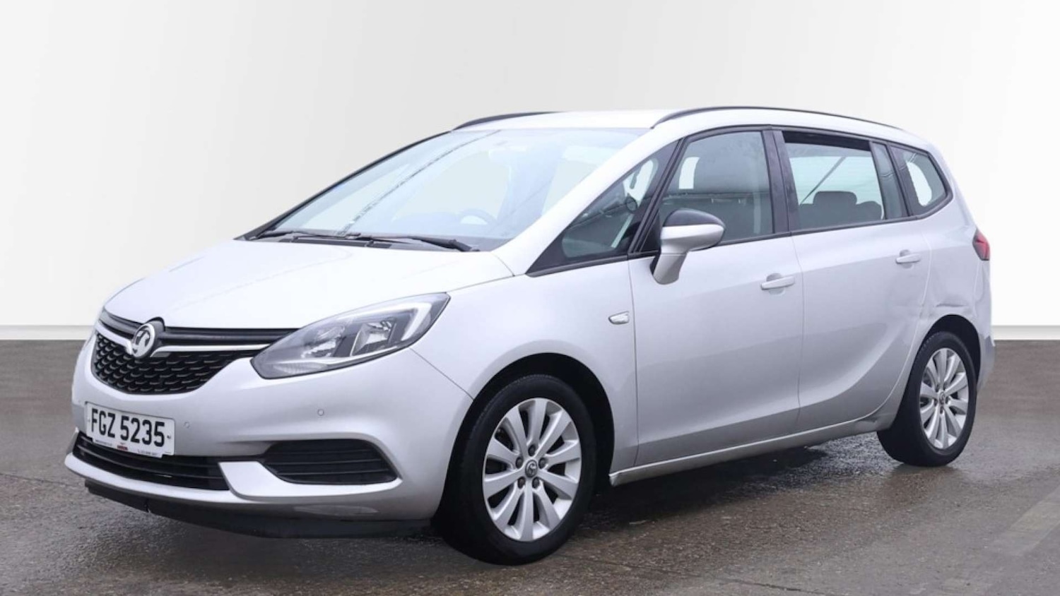 Used Vauxhall Zafira Tourer 2017 for sale - 77531825: Photo 5