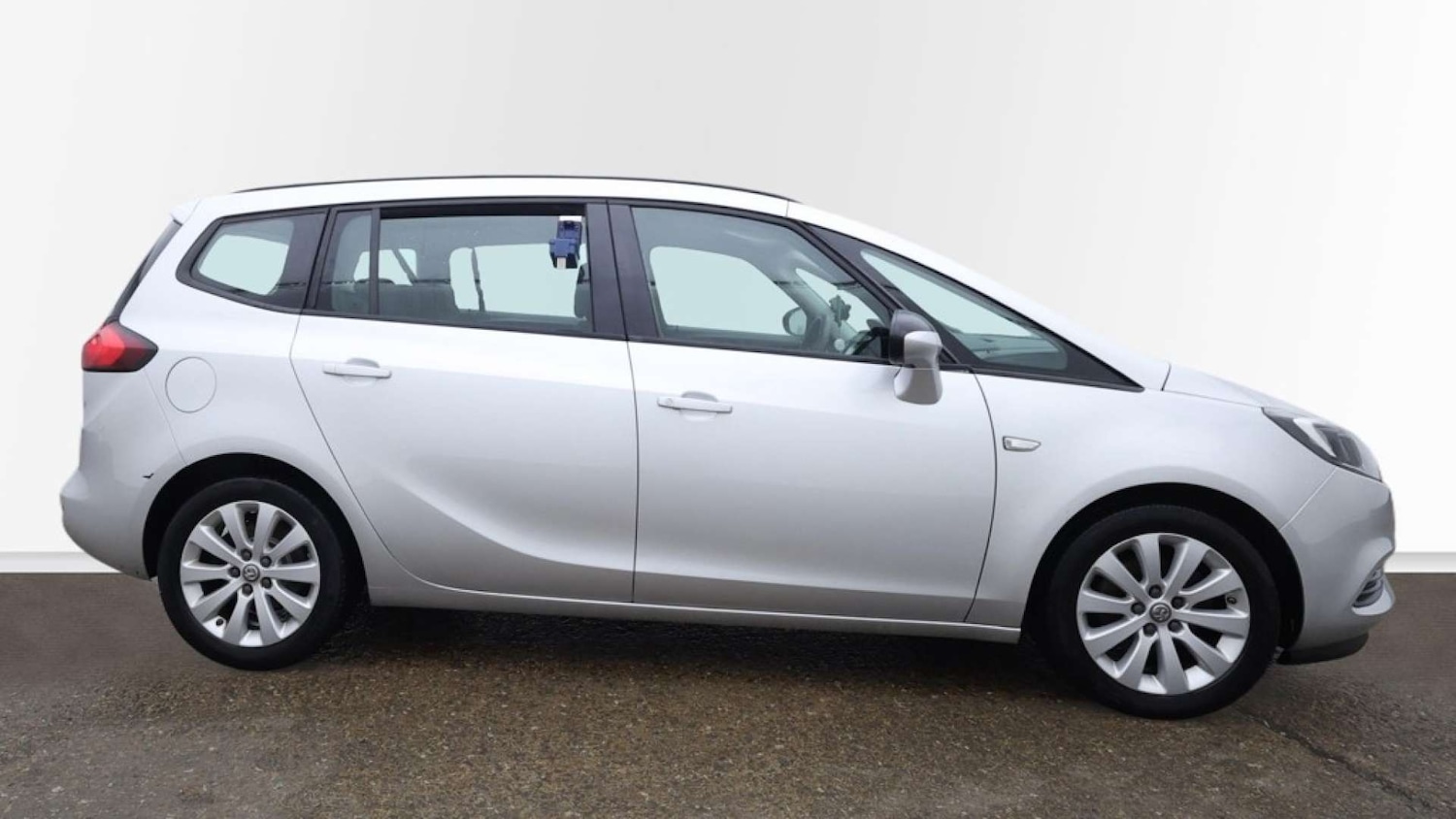 Used Vauxhall Zafira Tourer 2017 for sale - 77531825: Photo 9
