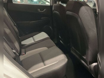 Used Hyundai KONA 2018 for sale - 76542273: Photo