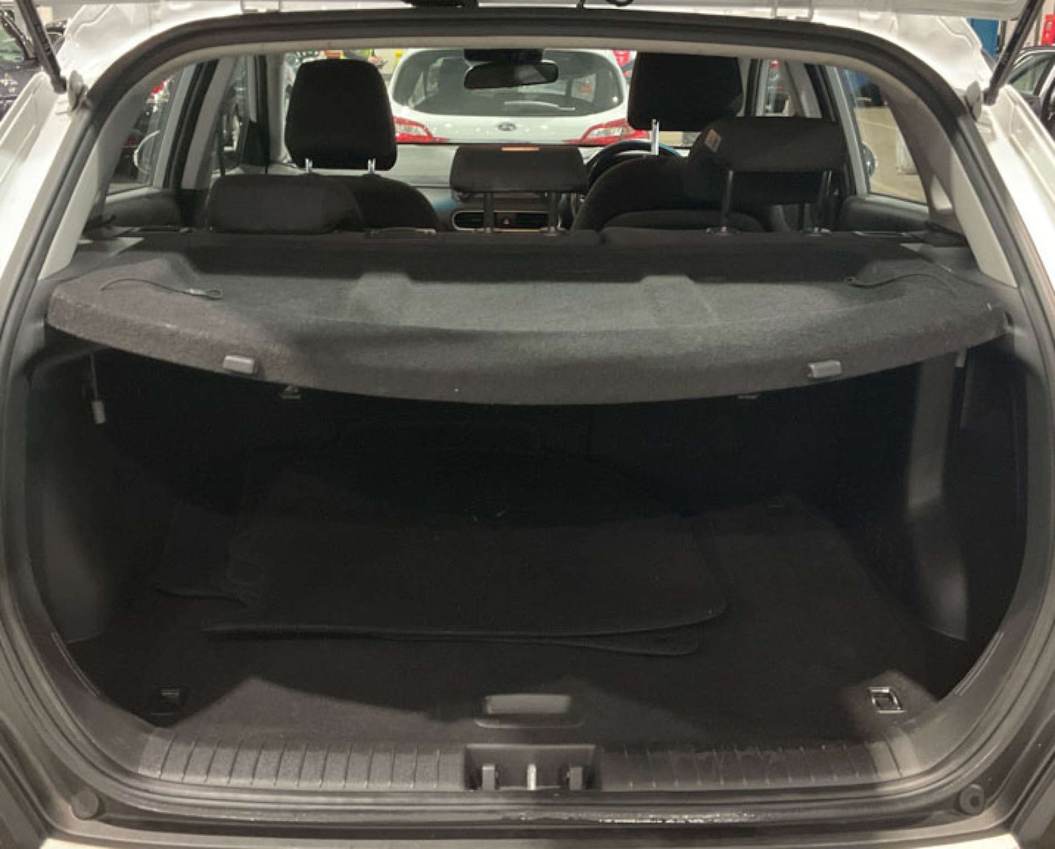 Used Hyundai KONA 2018 for sale - 76542273: Photo 6