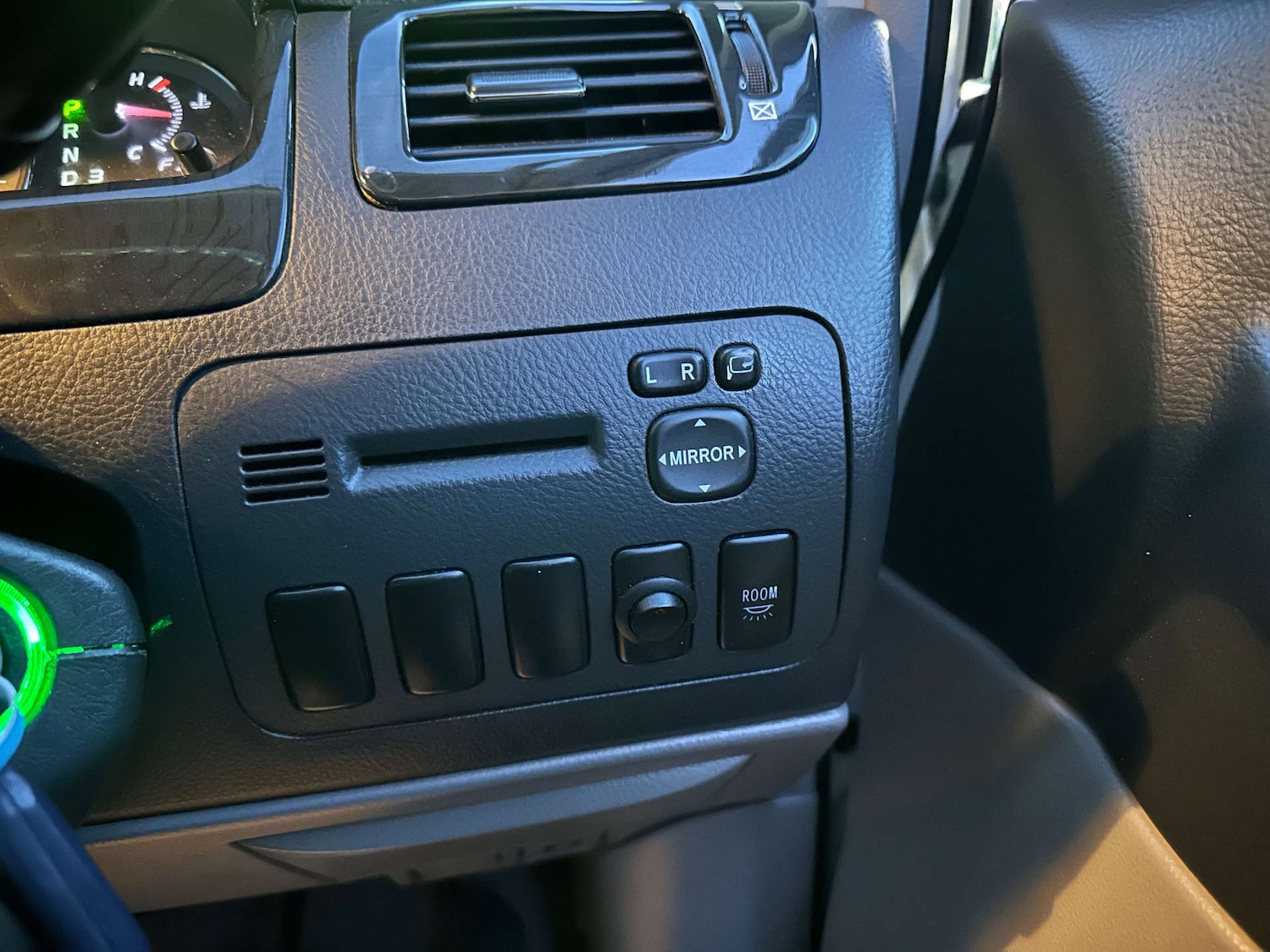 Used Toyota Alphard 2017 for sale - 77271530: Photo 26