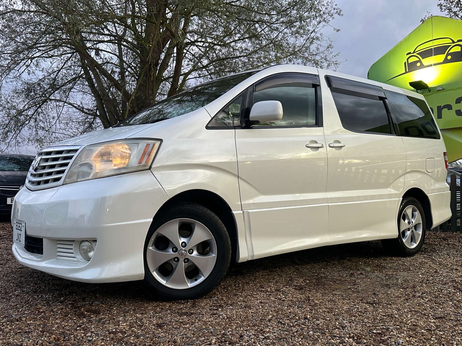 Used Toyota Alphard 2017 for sale - 77271530: Photo 9