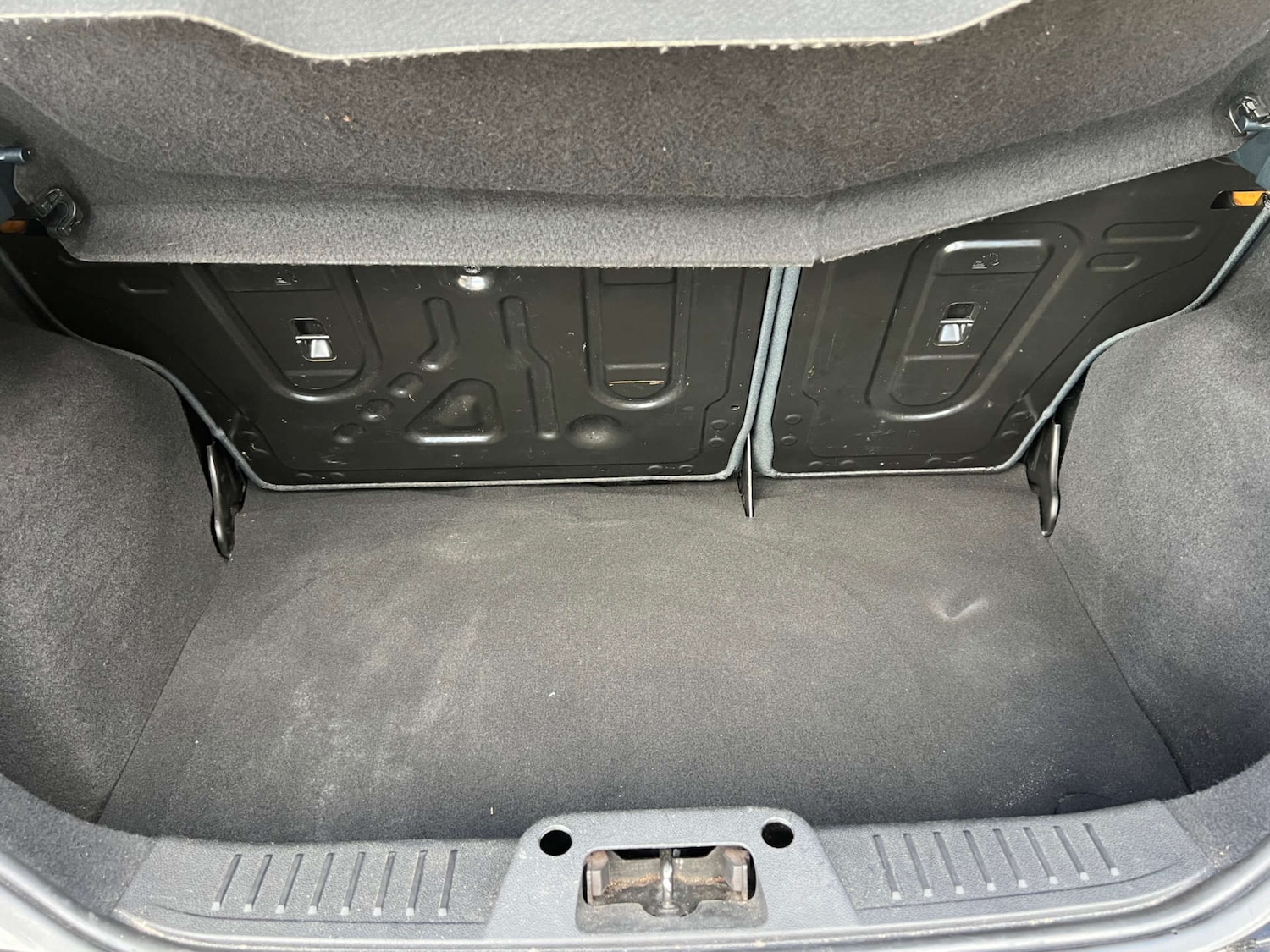 Used Ford Fiesta 2009 for sale - 76940182: Photo 13