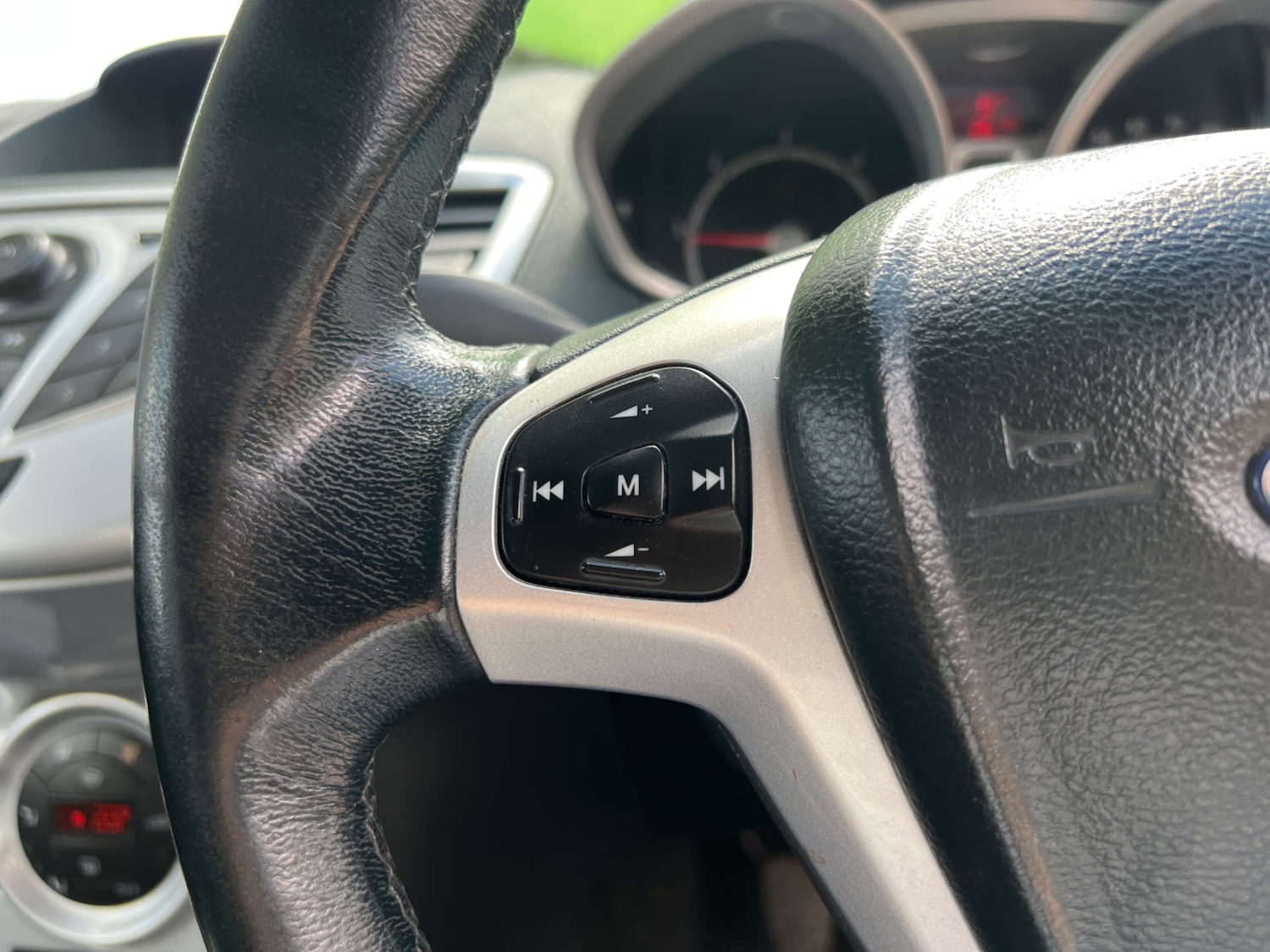 Used Ford Fiesta 2009 for sale - 76940182: Photo 24