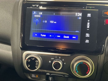 Used Honda Jazz 2016 for sale - 79494462: Photo