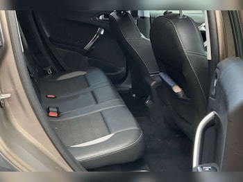 Used Peugeot 2008 2017 for sale - 75375939: Photo