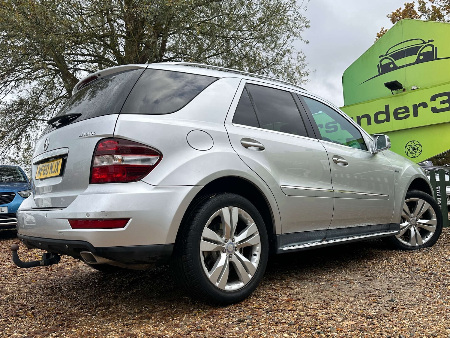 Used Mercedes-Benz M Class 2010 for sale - 76829761: Photo 10