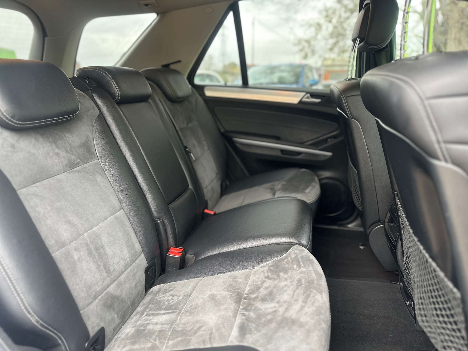 Used Mercedes-Benz M Class 2010 for sale - 76829761: Photo 15