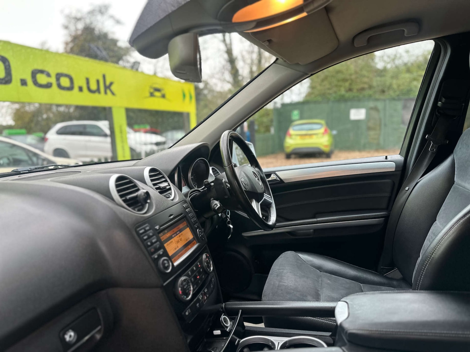 Used Mercedes-Benz M Class 2010 for sale - 76829761: Photo 18