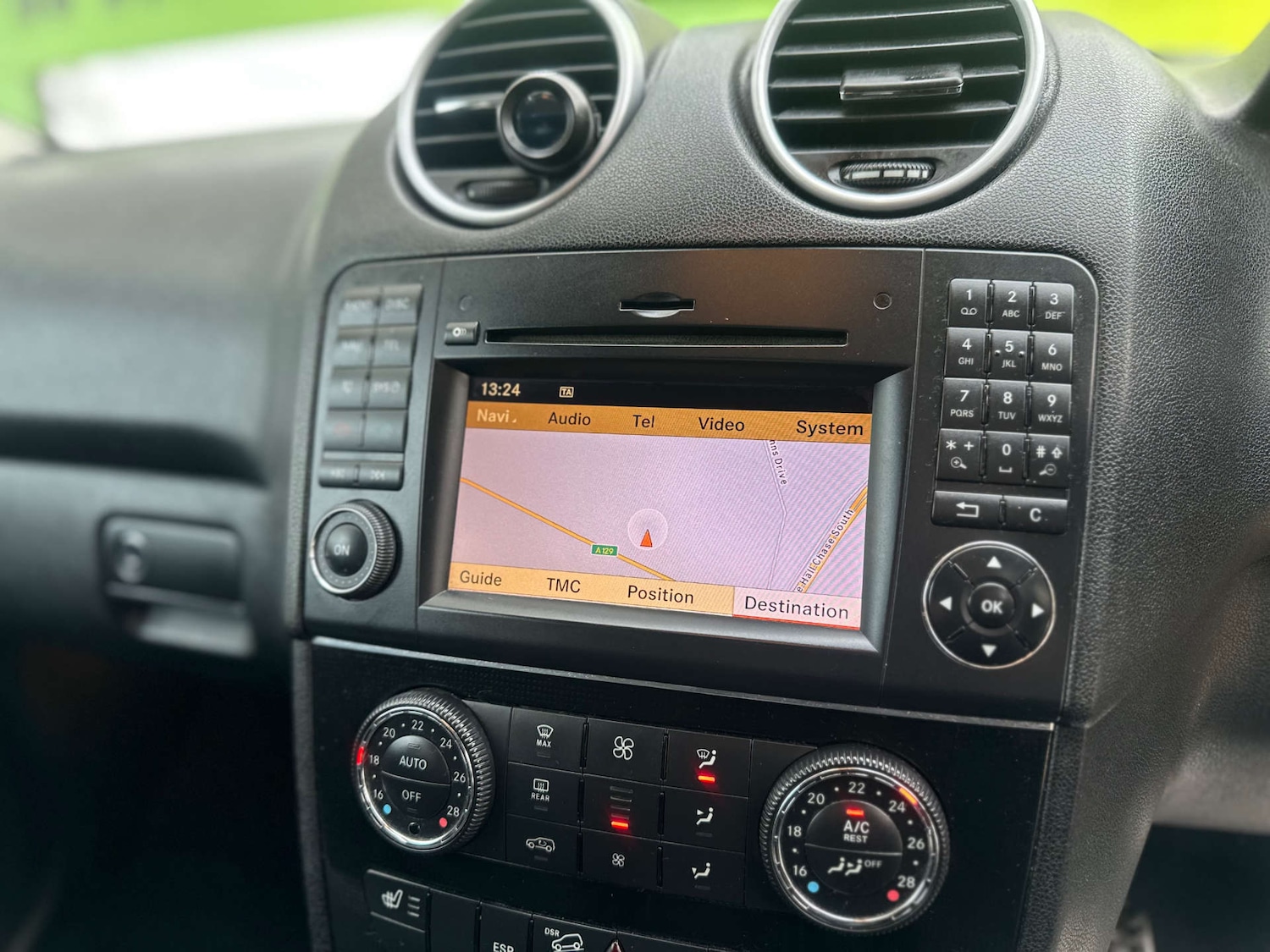 Used Mercedes-Benz M Class 2010 for sale - 76829761: Photo 19