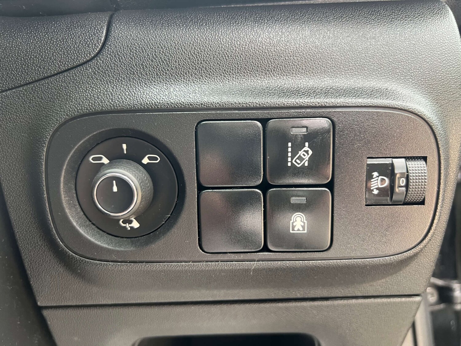 Used Citroen C3 2019 for sale - 75795210: Photo 29