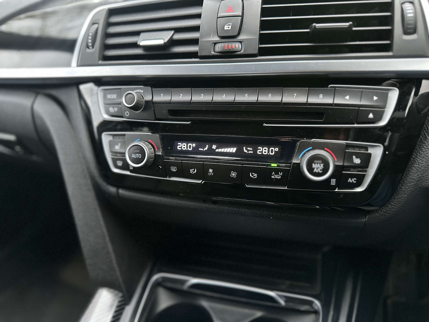 Used BMW 3 Series 2018 for sale - 77058494: Photo 26