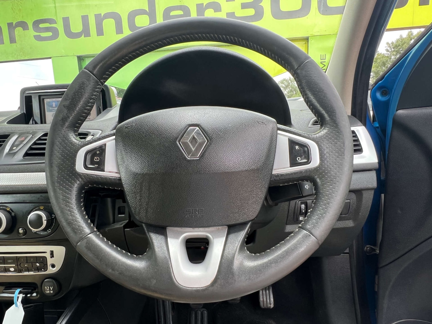Vehicle 29
