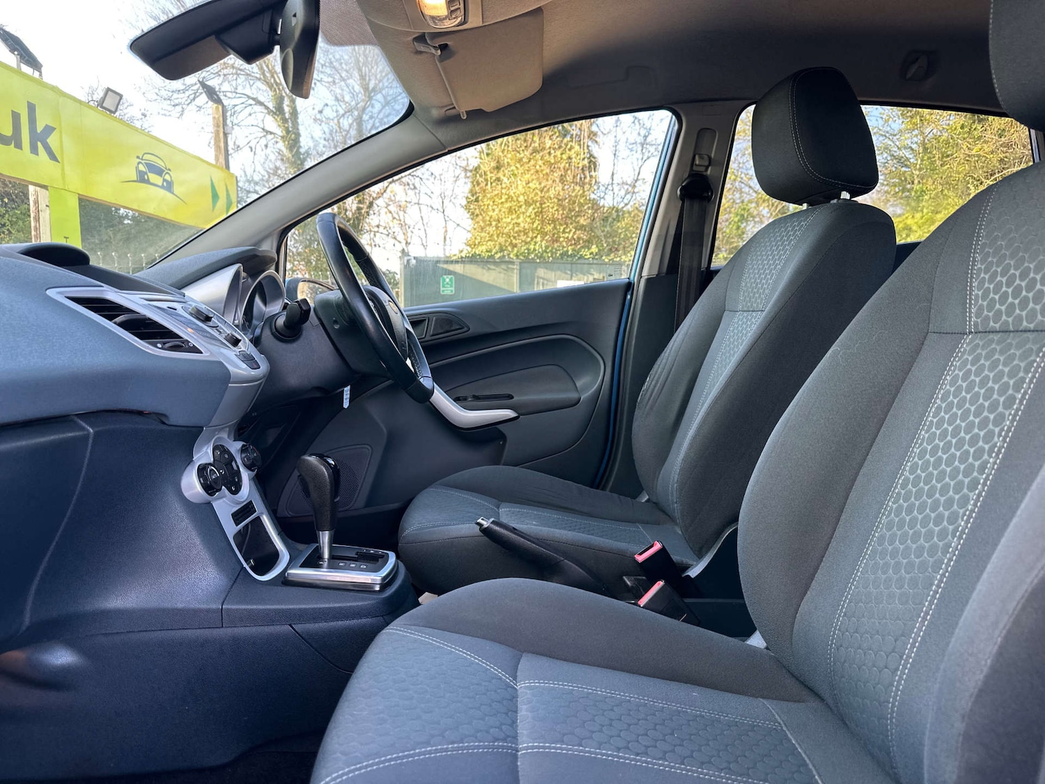 Used Ford Fiesta 2009 for sale - 76693620: Photo 16