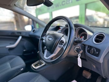 Used Ford Fiesta 2009 for sale - 76693620: Photo