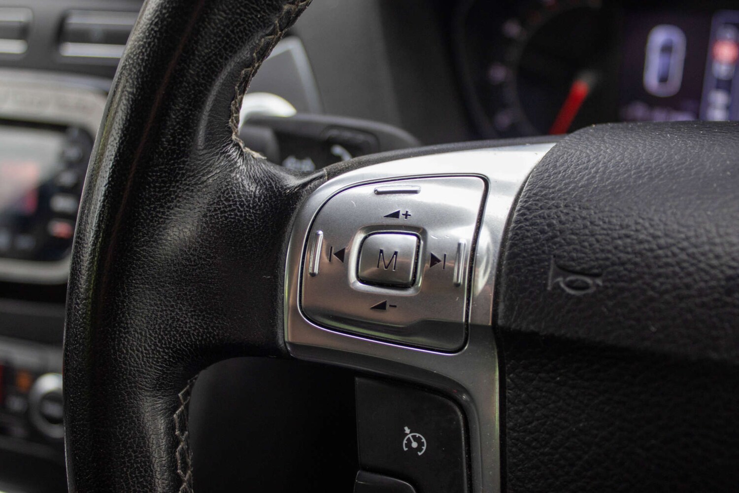 Used Ford Mondeo 2011 for sale - 78111305: Photo 17