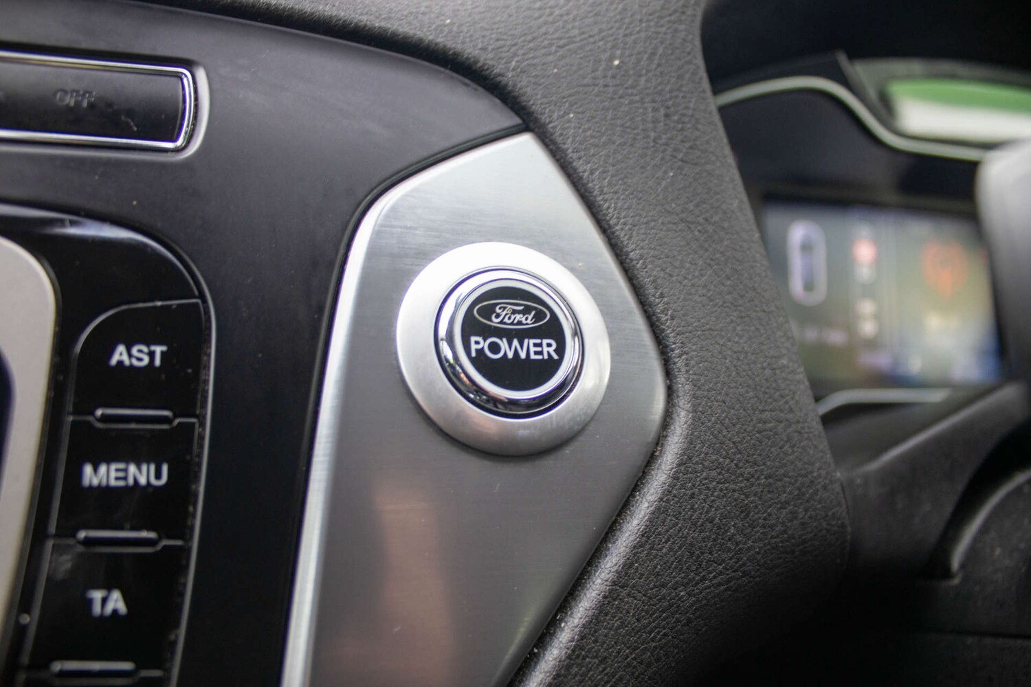 Used Ford Mondeo 2011 for sale - 78111305: Photo 20