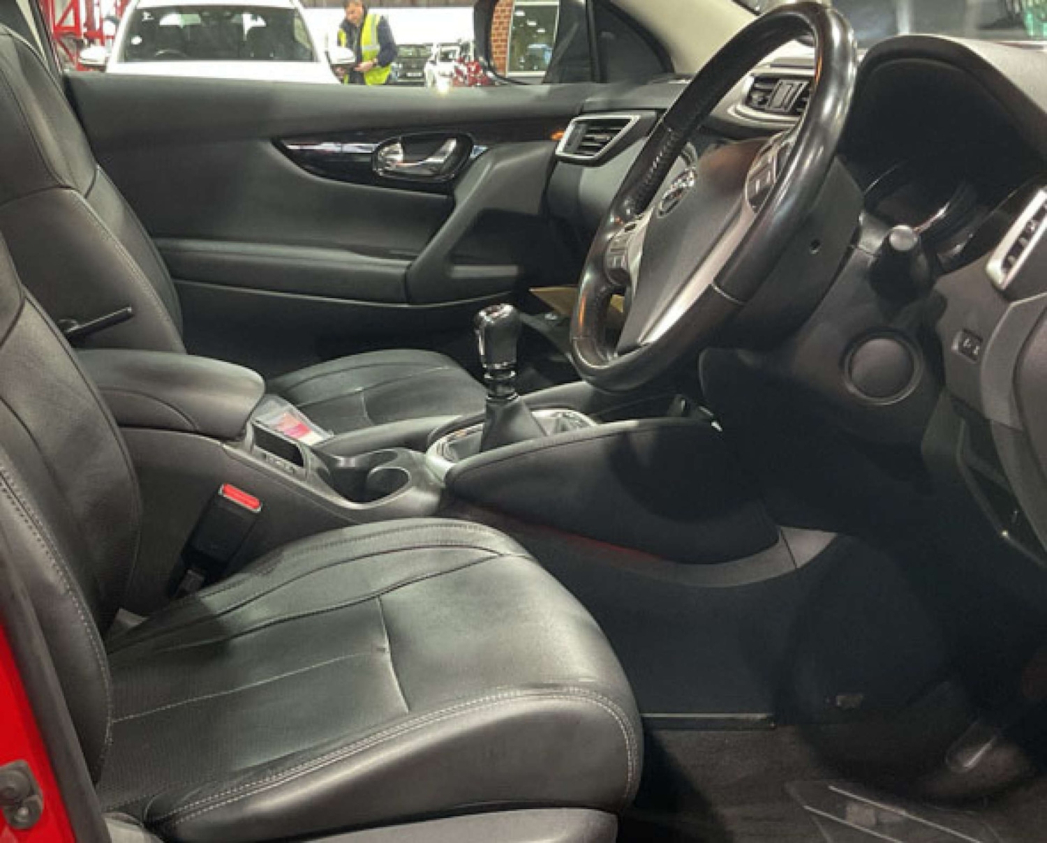 Used Nissan Qashqai 2017 for sale - 76547248: Photo 3