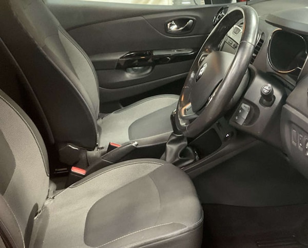 Used Renault Captur 2016 for sale - 76263544: Photo 3