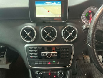 Used Mercedes-Benz A-Class 2014 for sale - 79167335: Photo
