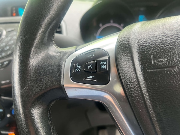 Used Ford Ecosport 2015 for sale - 75294831: Photo 26