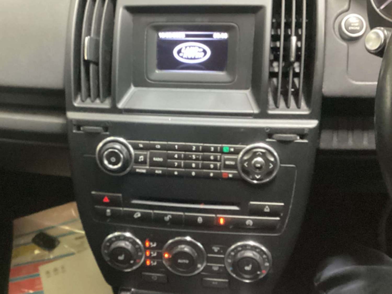 Used Land Rover Freelander 2014 for sale - 77934018: Photo 2