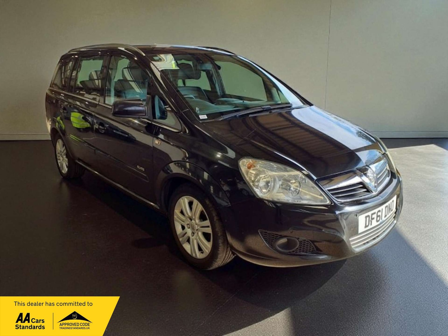 Used Vauxhall Zafira 2012 for sale - 76735811: Photo 1