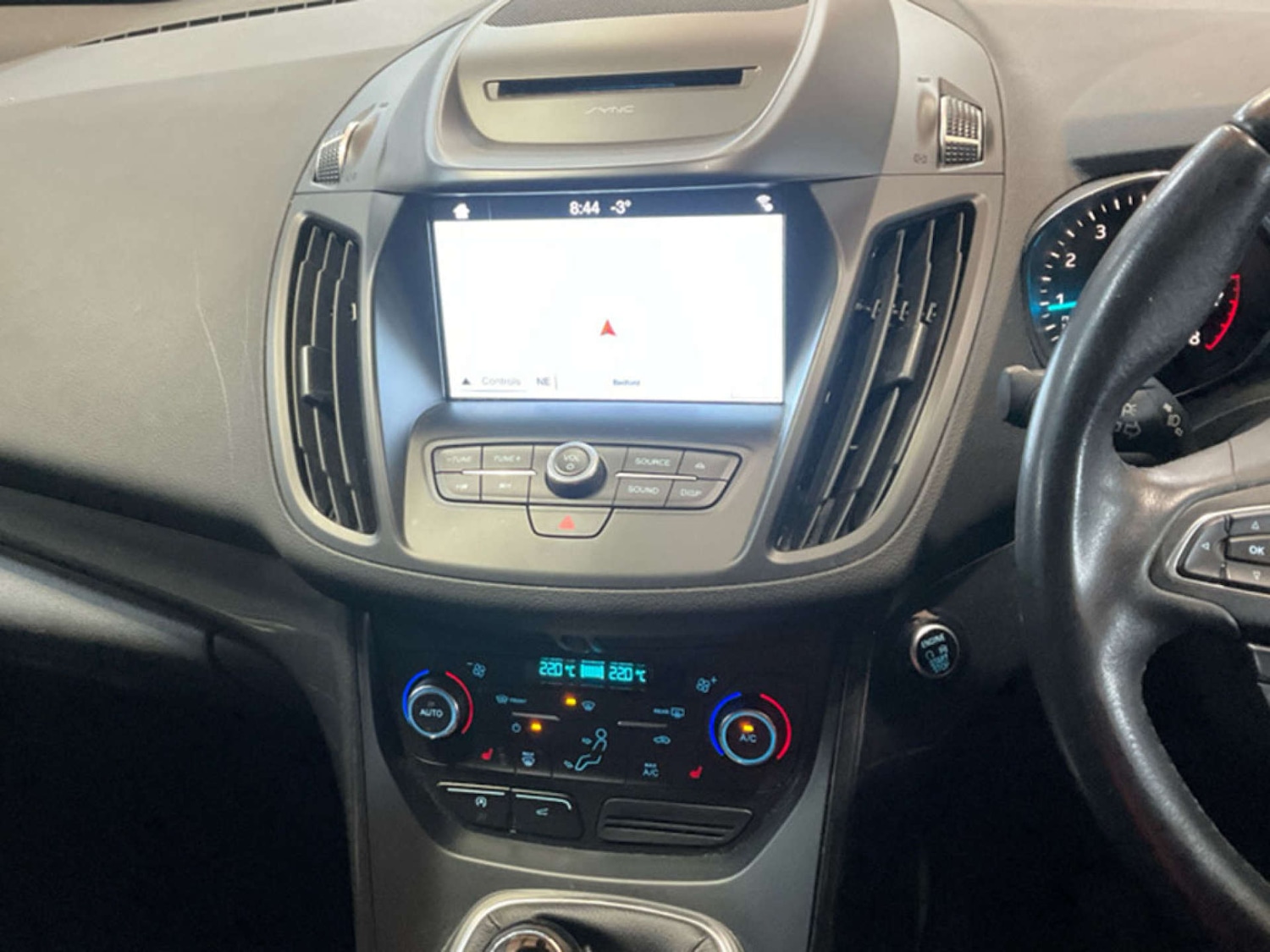 Used Ford Kuga 2017 for sale - 77318490: Photo 2