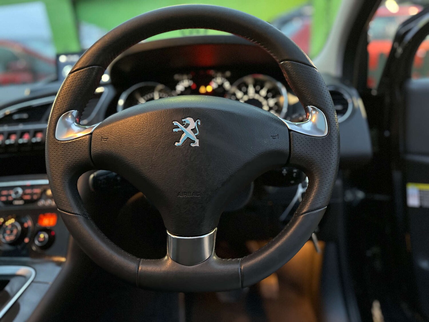 Used Peugeot 3008 2016 for sale - 76490359: Photo 34