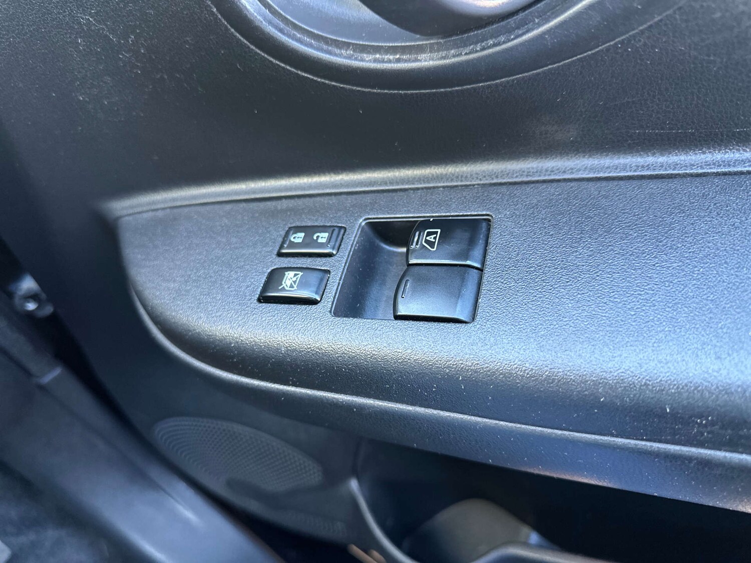 Used Nissan Micra 2011 for sale - 76757118: Photo 31