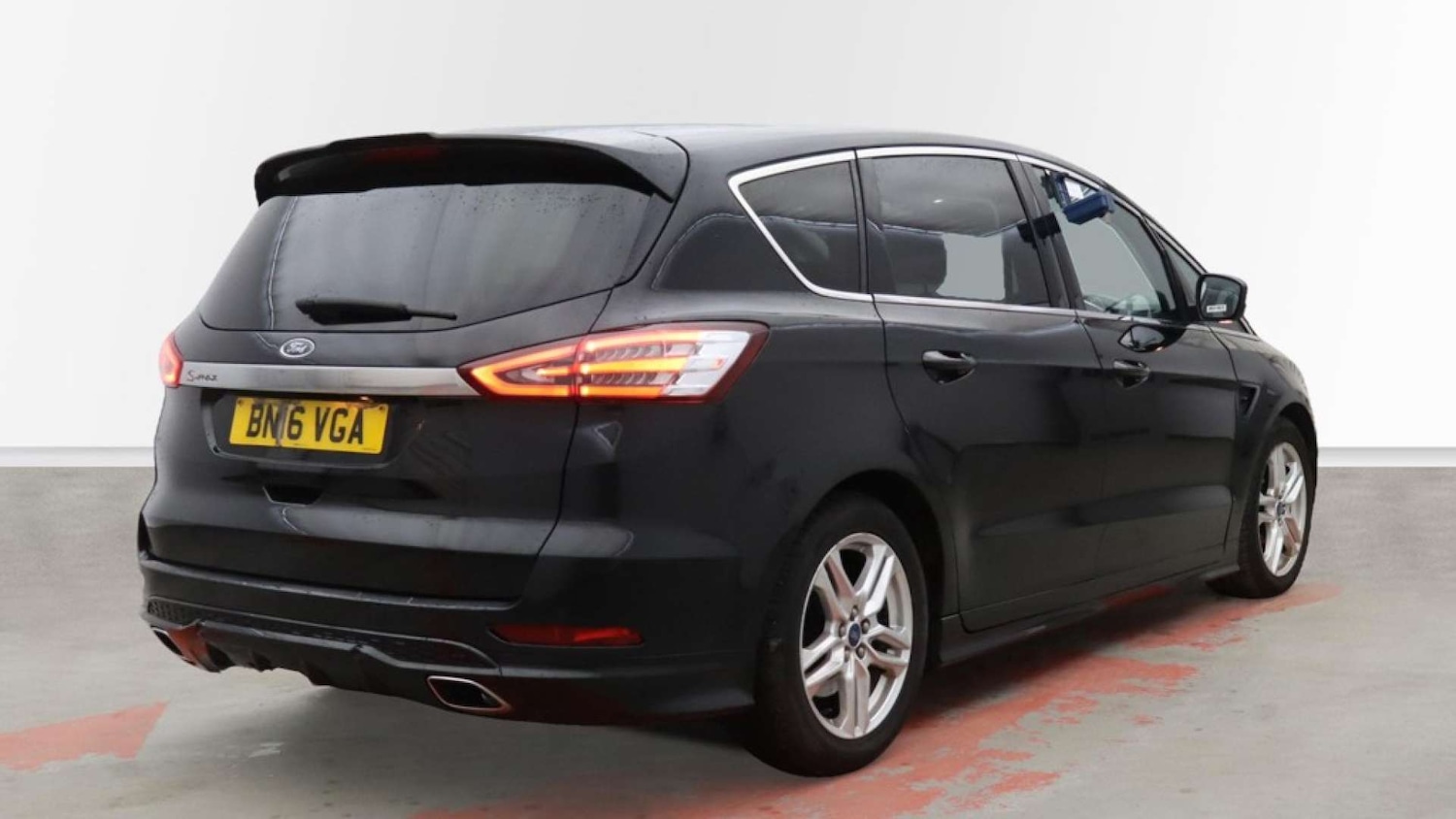 Used Ford S-Max 2016 for sale - 76892329: Photo 10