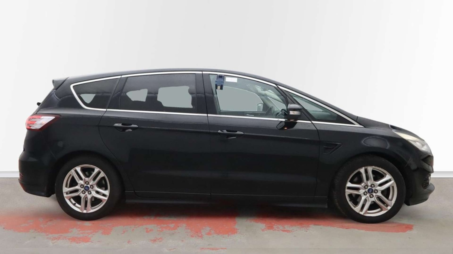 Used Ford S-Max 2016 for sale - 76892329: Photo 11