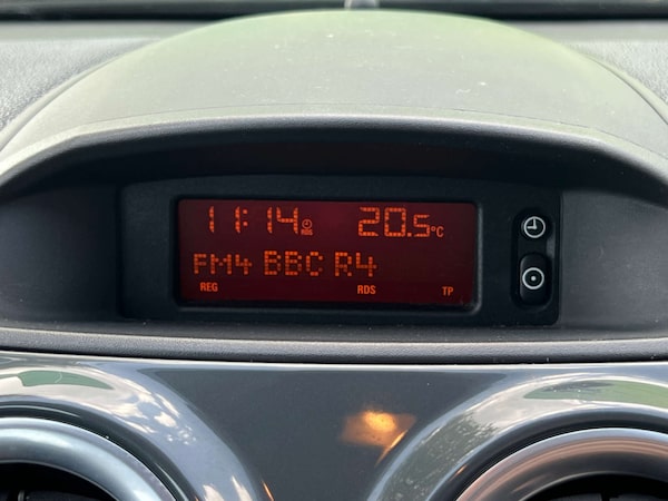 Used Vauxhall Corsa 2012 for sale - 76023089: Photo 16