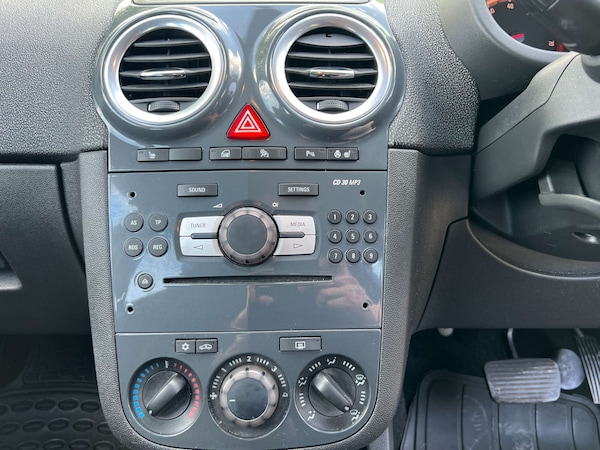 Used Vauxhall Corsa 2012 for sale - 76023089: Photo 19