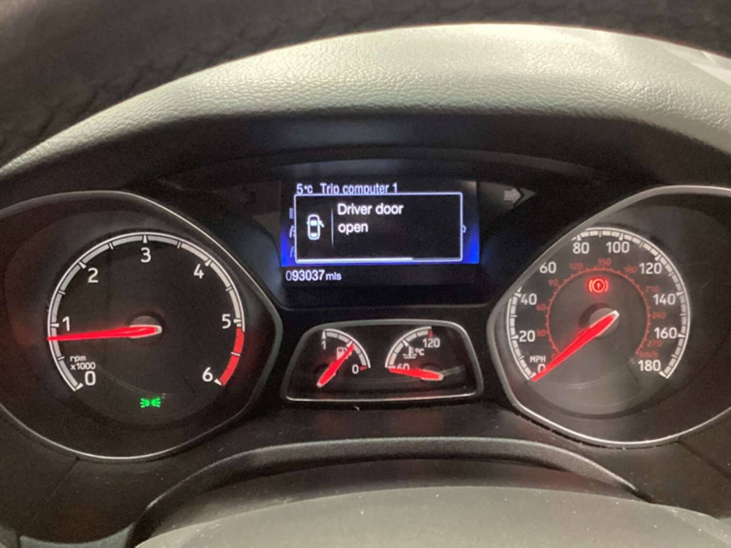 Used Ford Focus 2015 for sale - 77667806: Photo 8