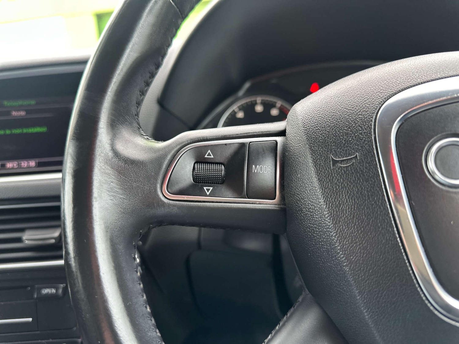 Used Audi Q5 2012 for sale - 77636170: Photo 26