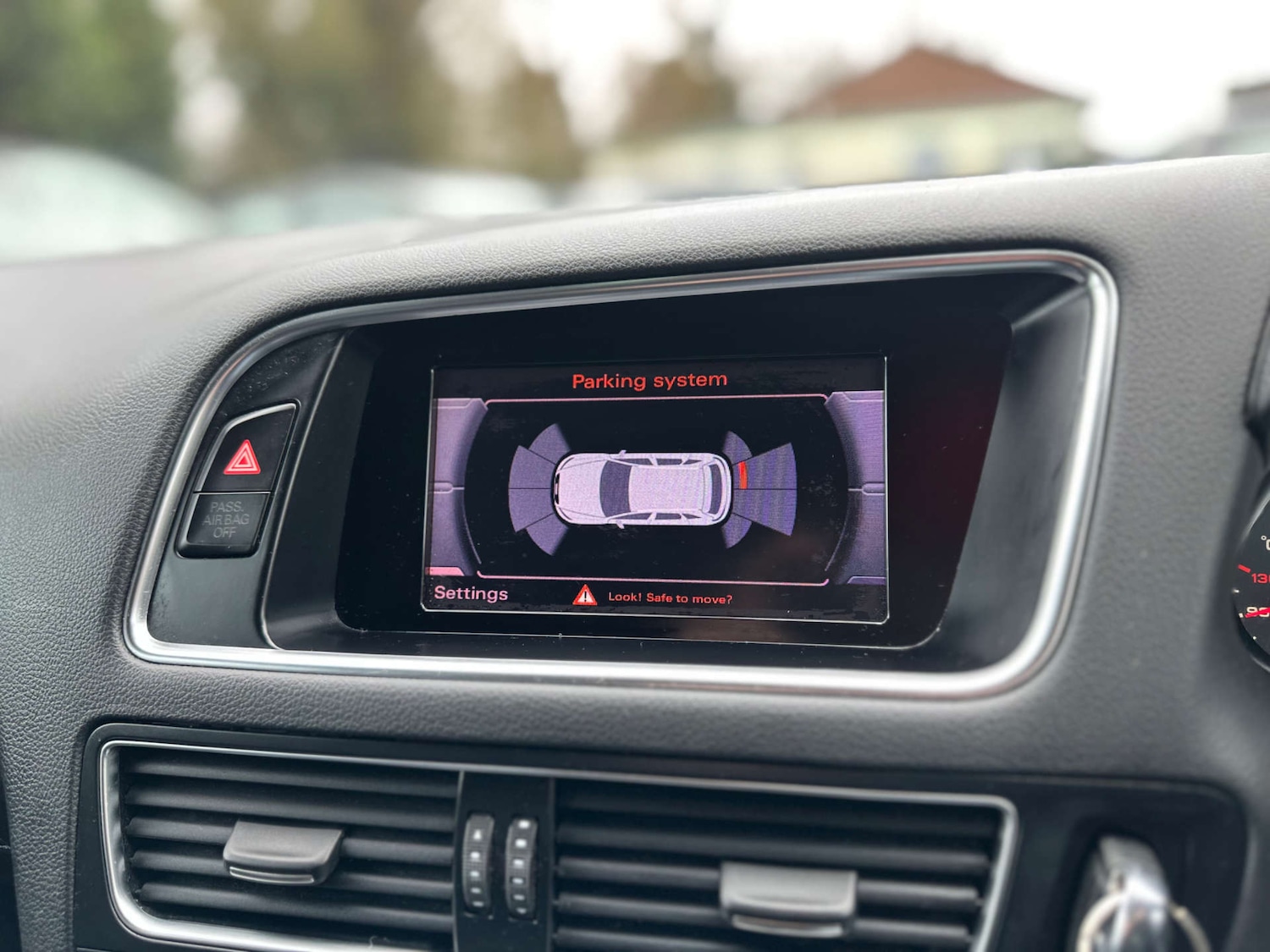 Used Audi Q5 2012 for sale - 77636170: Photo 37