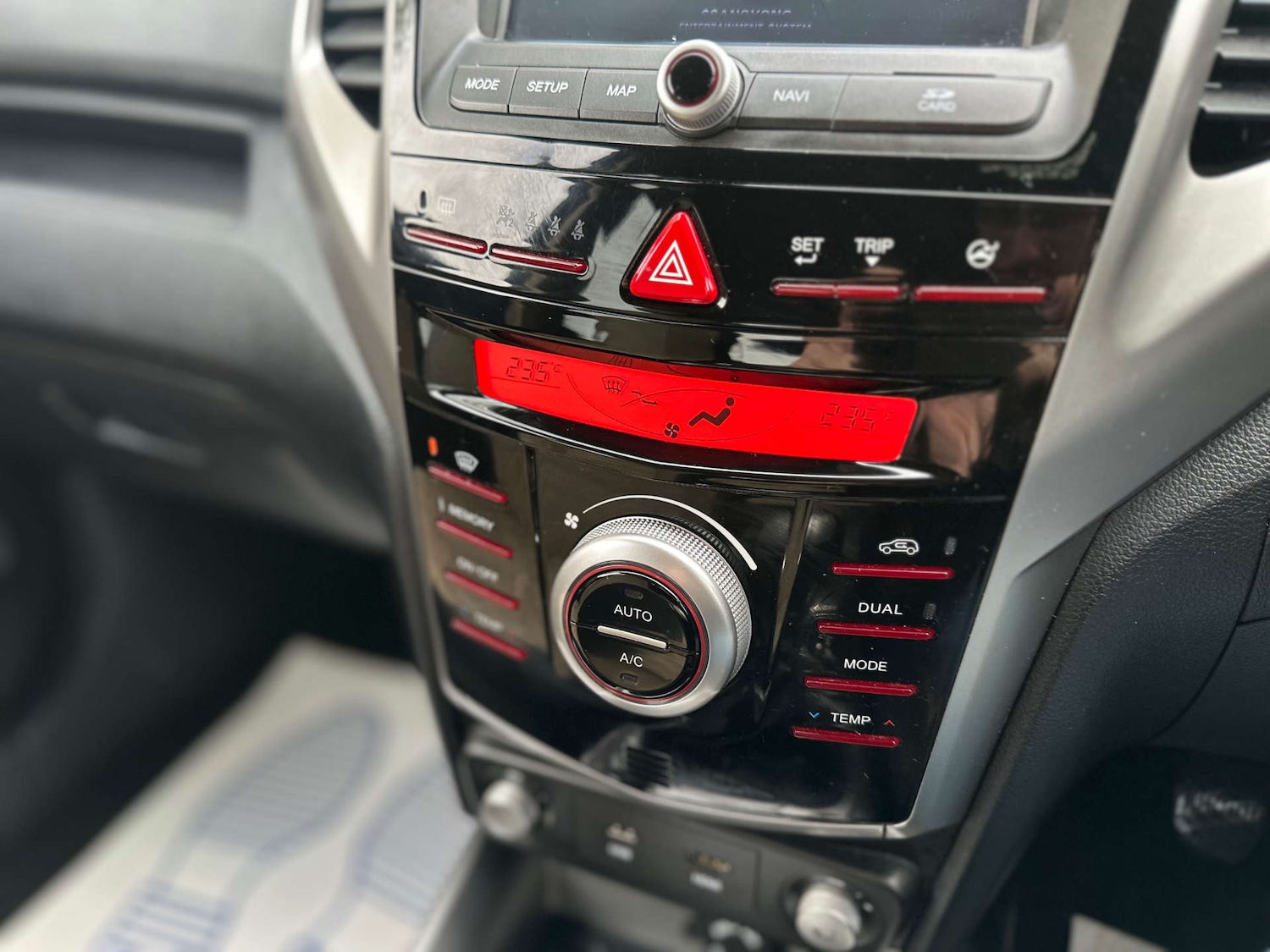 Used Ssangyong Tivoli 2017 for sale - 76693636: Photo 19