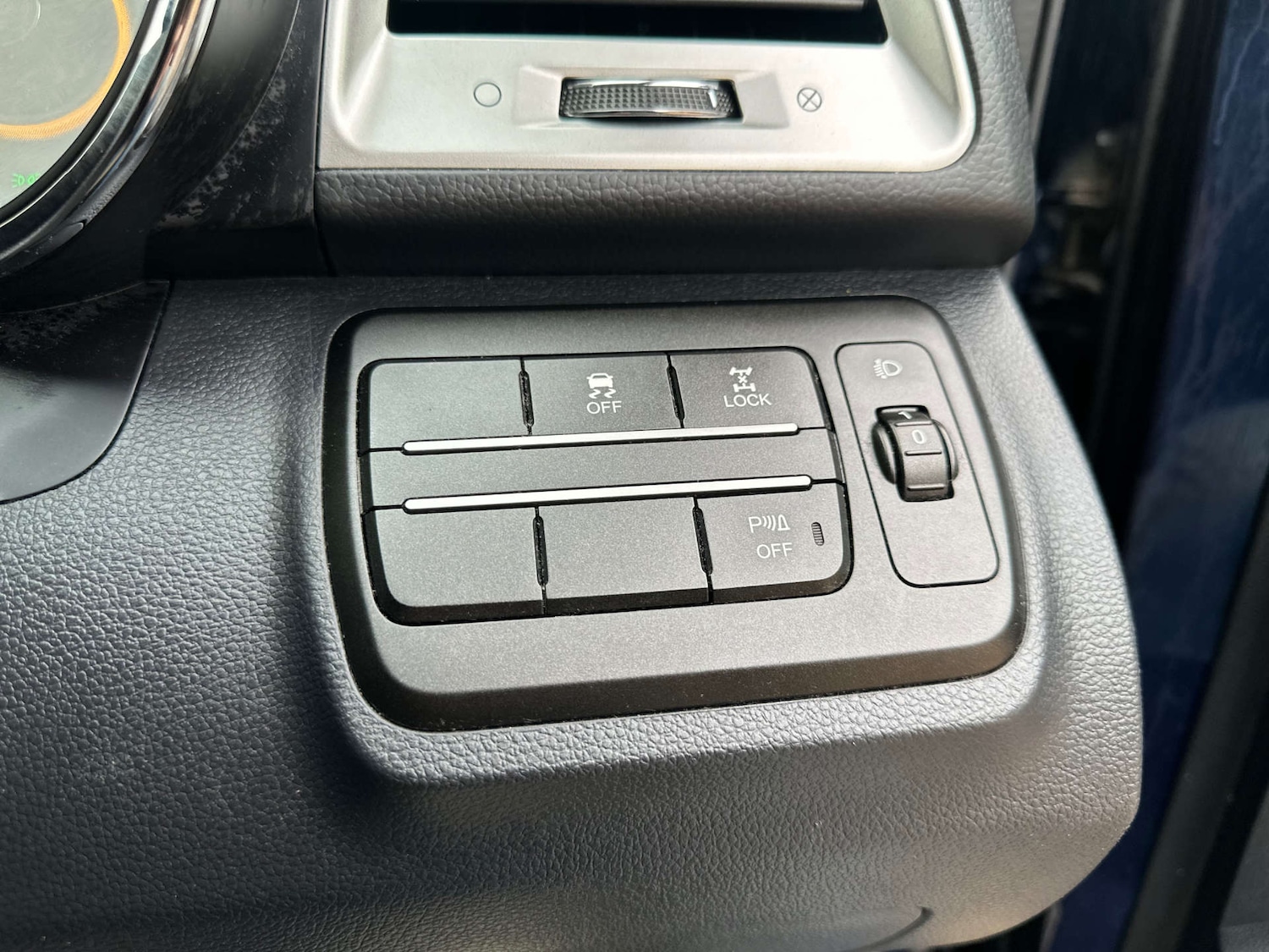 Used Ssangyong Tivoli 2017 for sale - 76693636: Photo 32