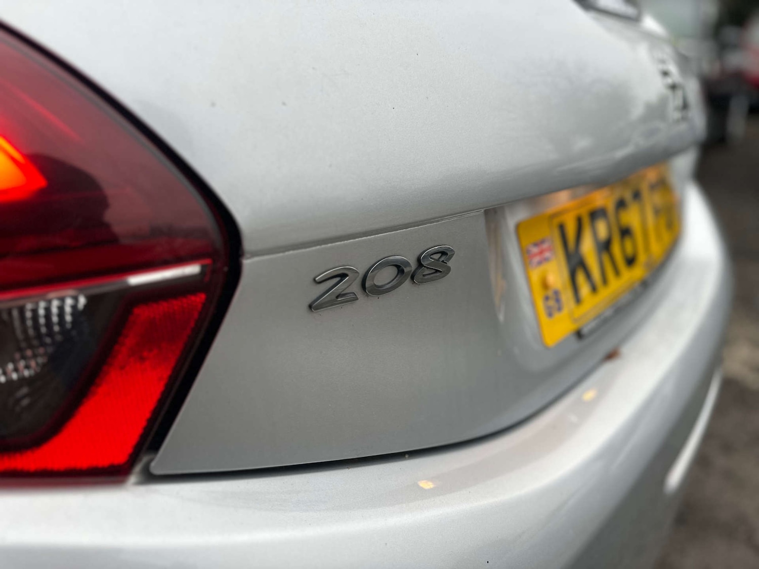 Used Peugeot 208 2017 for sale - 77058492: Photo 10