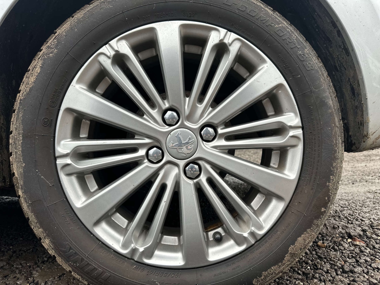 Used Peugeot 208 2017 for sale - 77058492: Photo 13